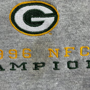 J- Vintage '96 Green Bay Packers NFL NFC Champions Embroidered Text Made In USA Crewneck - L