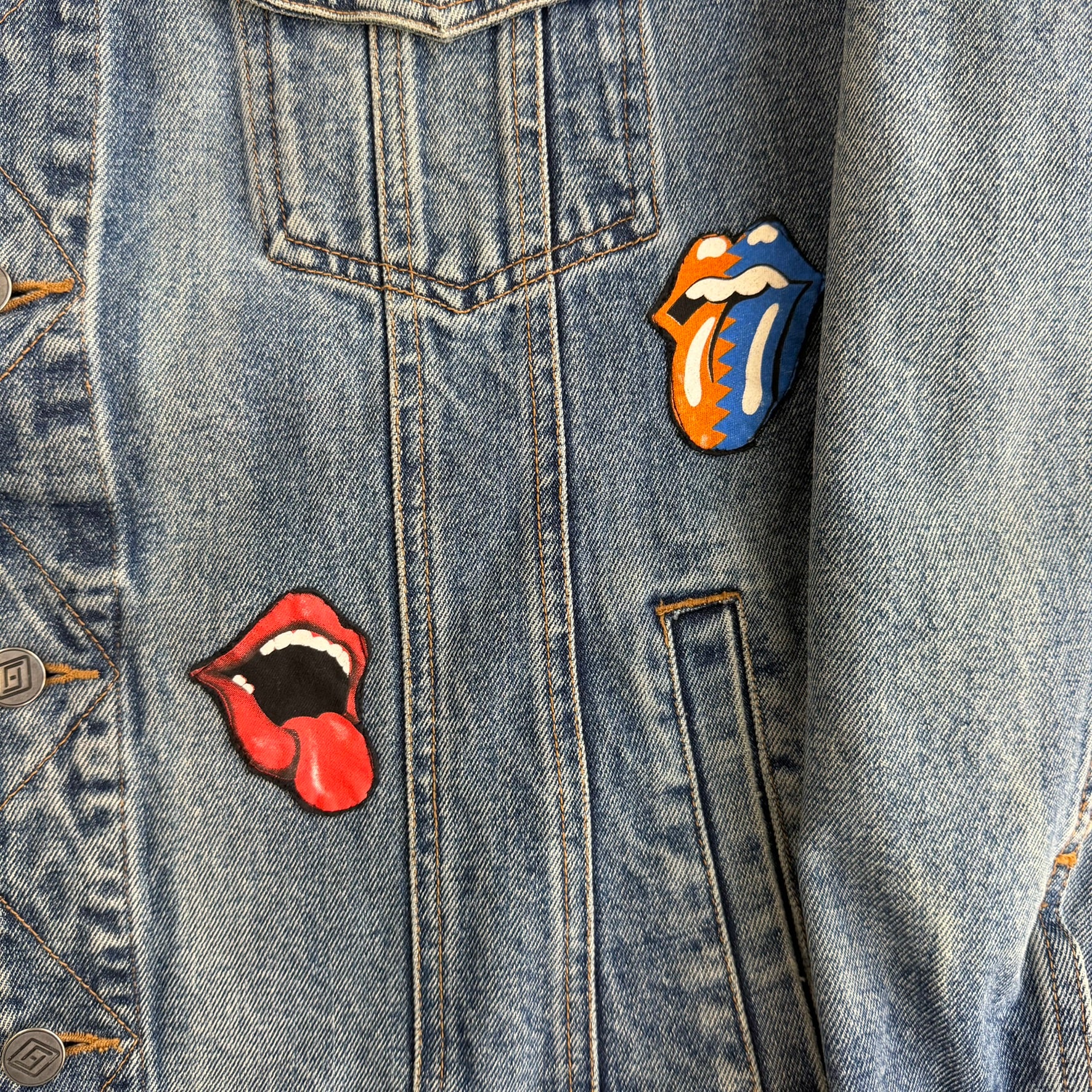 HOM Rolling Stones Tongue Logos Reworked Denim Jacket - M
