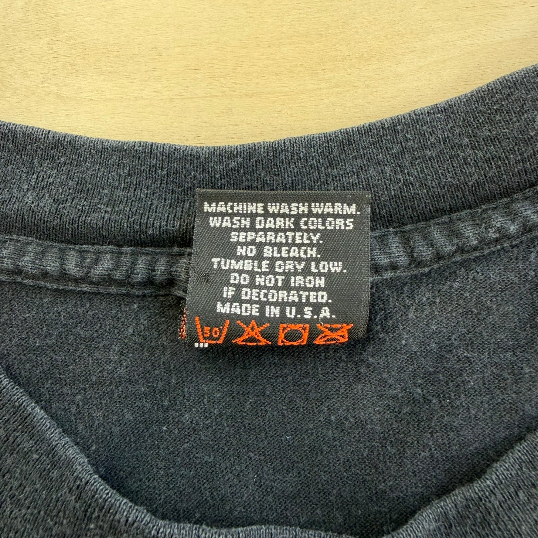 J- Vintage '95 Harley Davidson Lafayette Ville Feel The Thunder Graphic Made In USA Single Stitch Tee - L