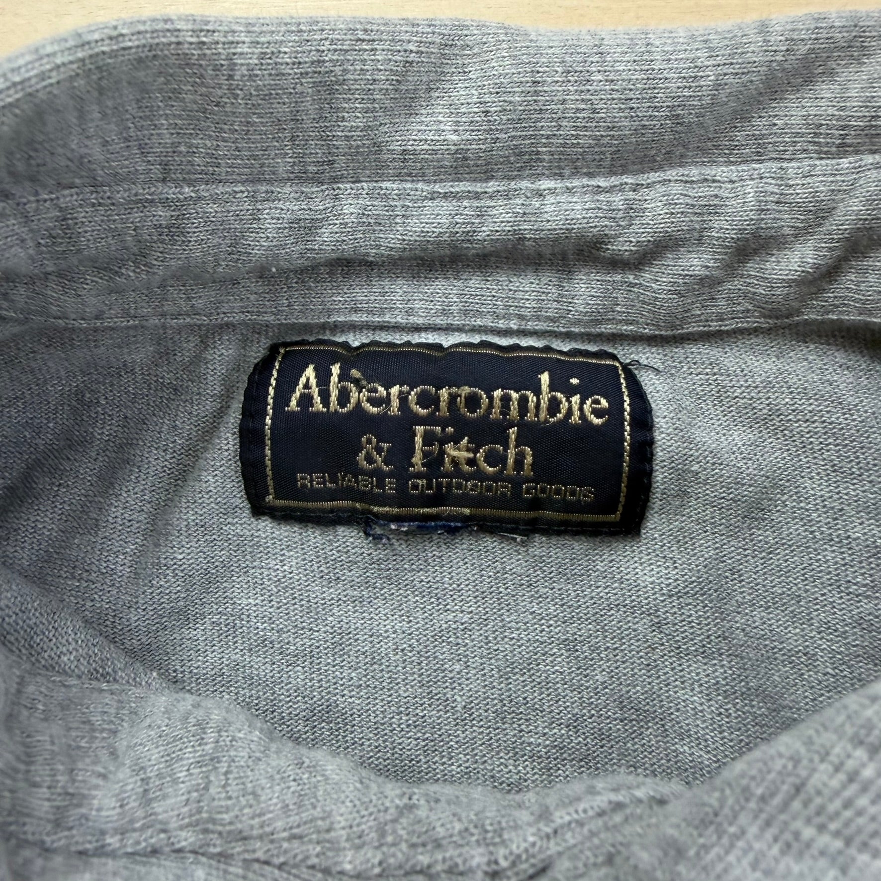 J- Vintage Abercrombie & Fitch Text l/s Polo Crewneck - L