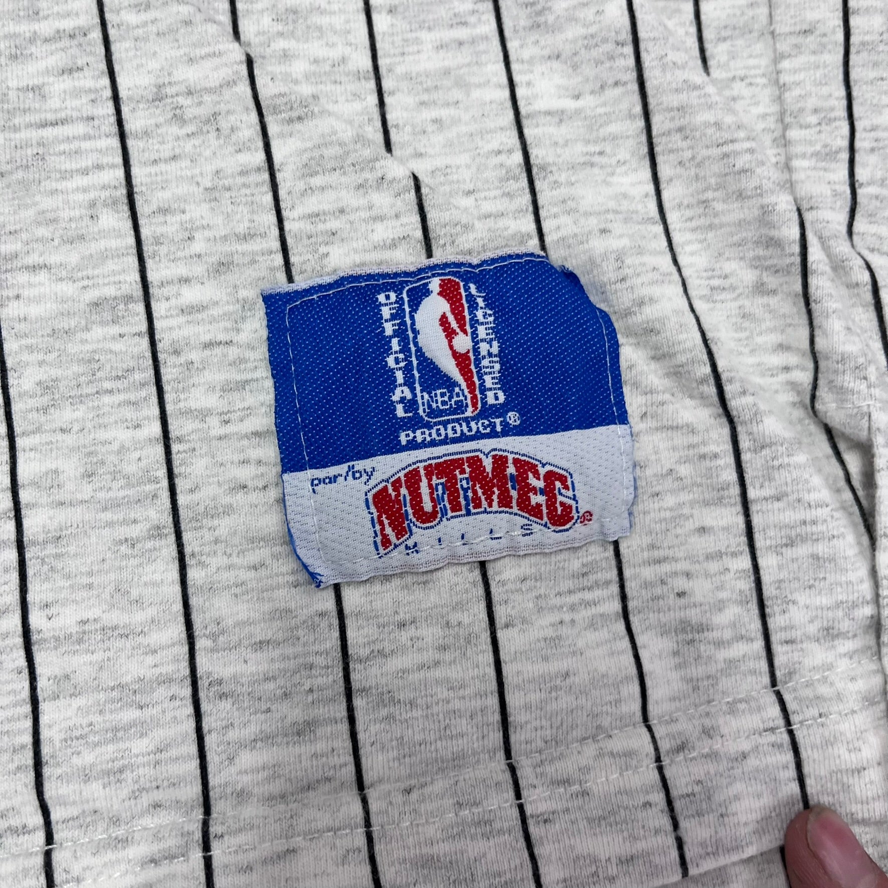 F- Vintage Chicago Bulls NBA CCM Henley Warmup Shirt