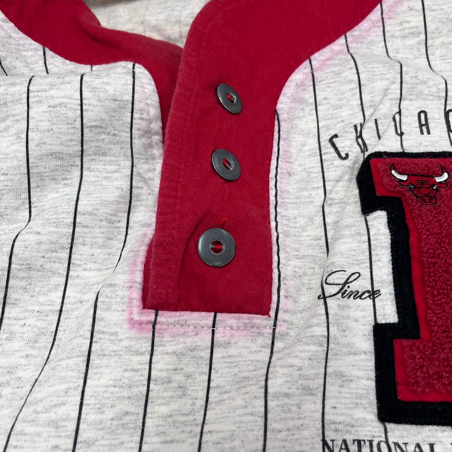 F- Vintage Chicago Bulls NBA CCM Henley Warmup Shirt