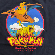 J- Vintage '01 Nintendo New York Pokémon Center Charizard Pikachu Graphic Tee - XL