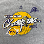 J- Vintage '09 Los Angeles Lakers NBA Champions Adidas Graphic Tee - XL