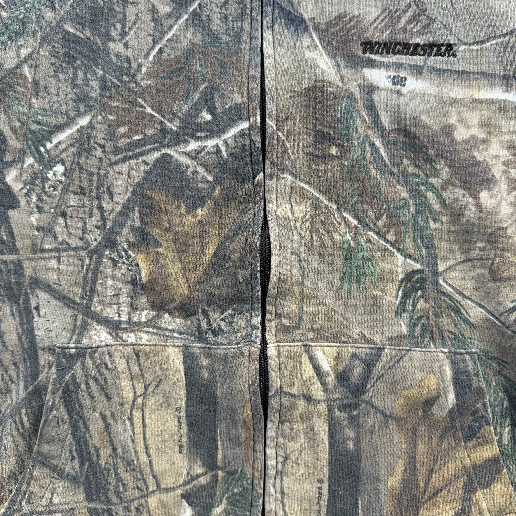 J- Vintage Winchester Reversible Real Tree Camo Zip Up Hoodie - XL