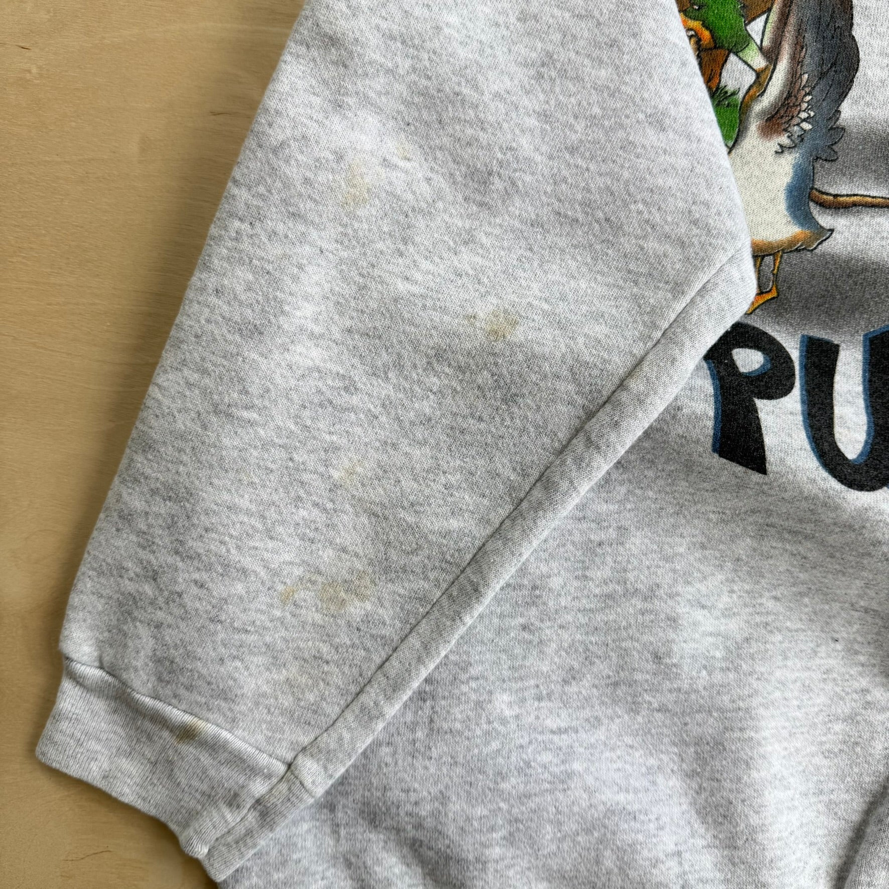 J- Vintage Hunting Ducks Pull! Cartoon Graphic Made In USA Crewneck - L