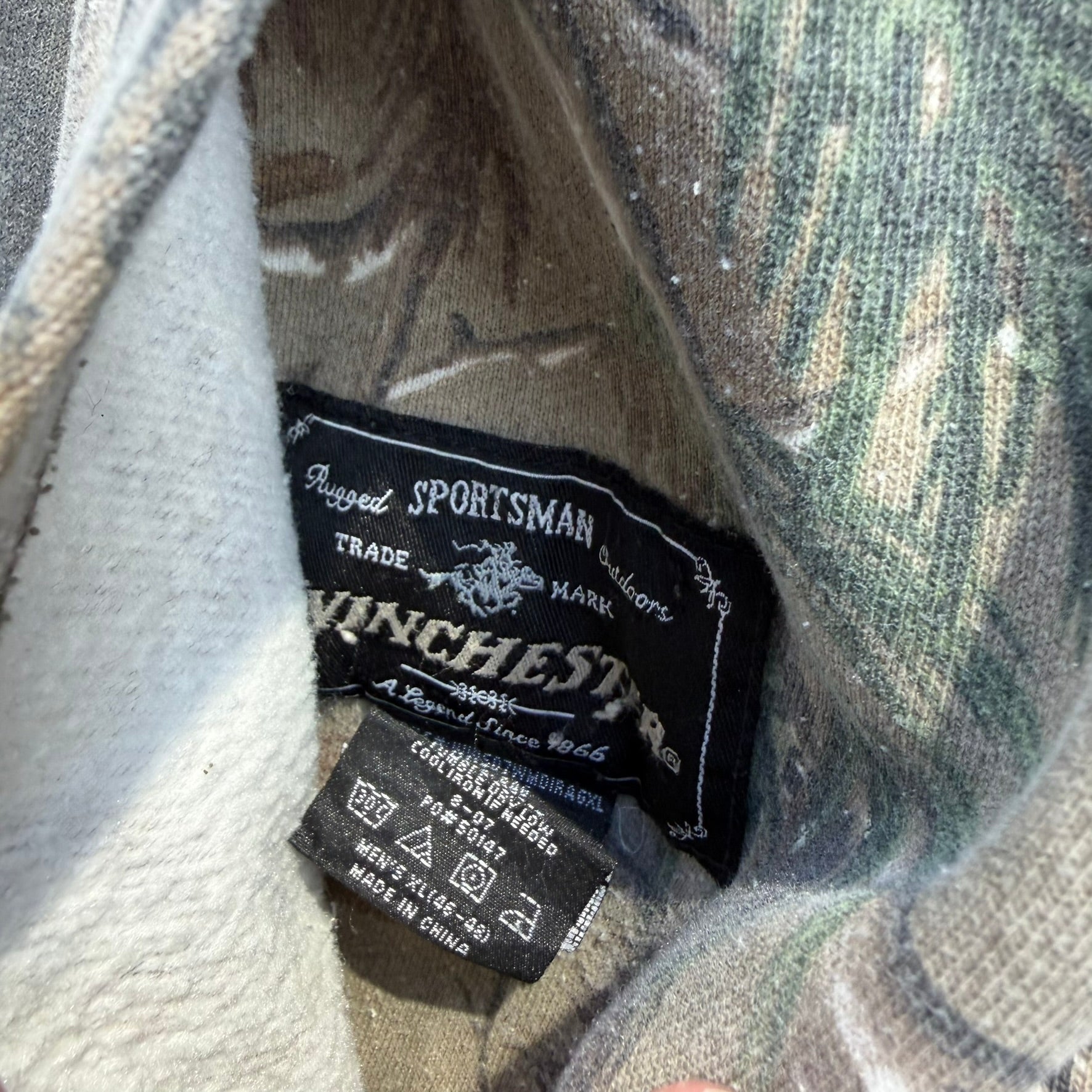 J- Vintage Winchester Reversible Real Tree Camo Zip Up Hoodie - XL