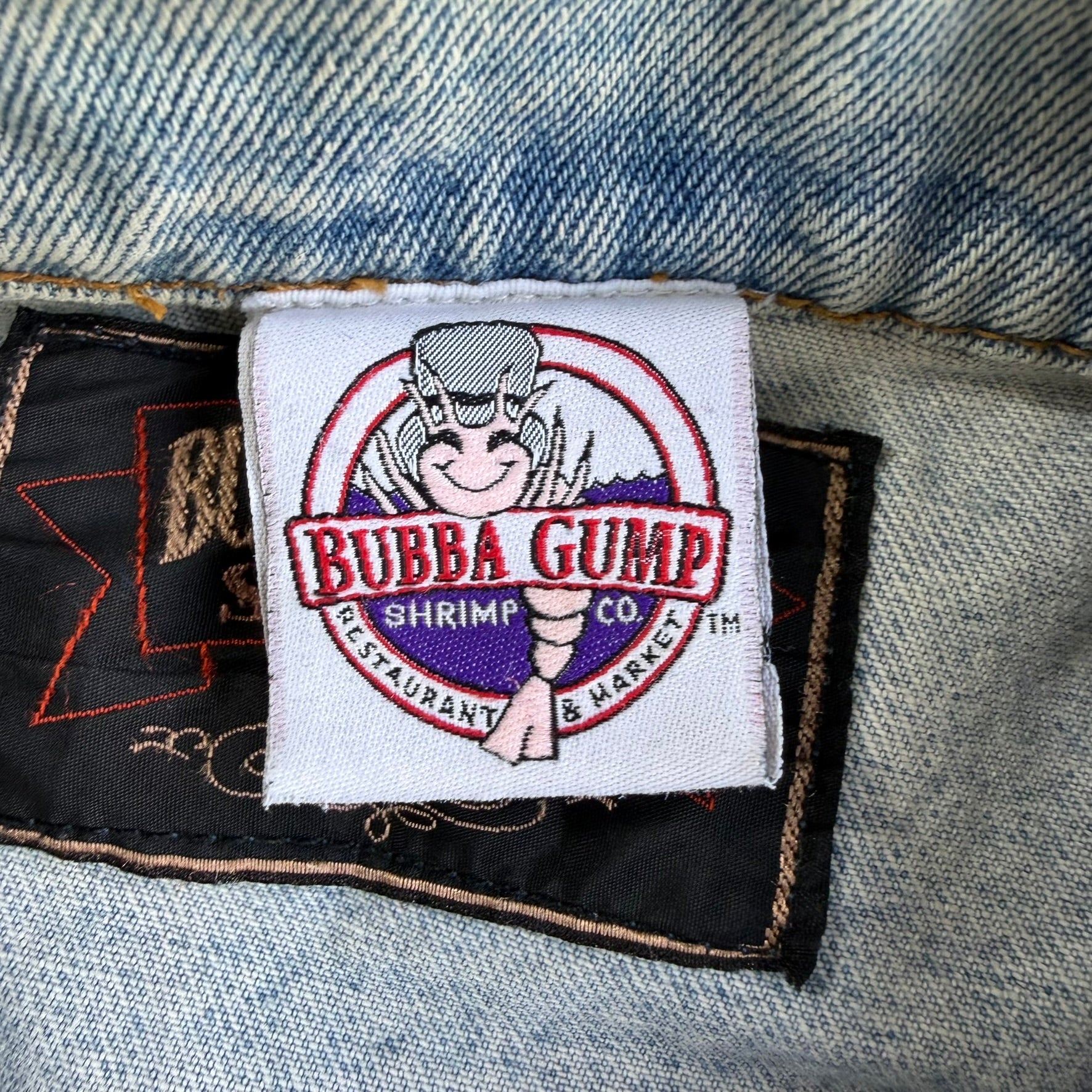 Vintage '96 Forrest Gump Bubba Gump Shrimp Co. Embroidered Logo Denim Jacket - L