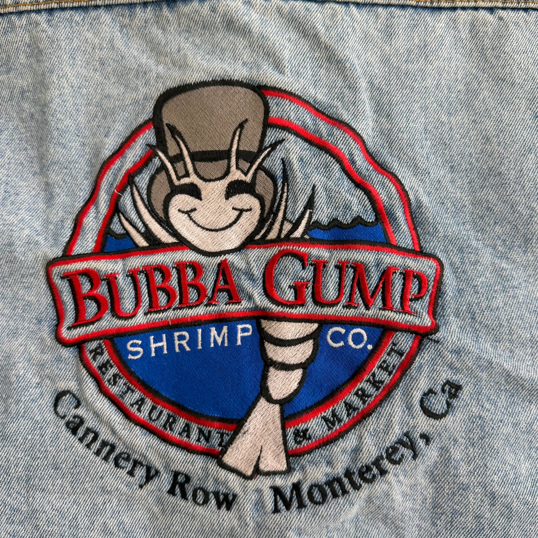 Vintage '96 Forrest Gump Bubba Gump Shrimp Co. Embroidered Logo Denim Jacket - L
