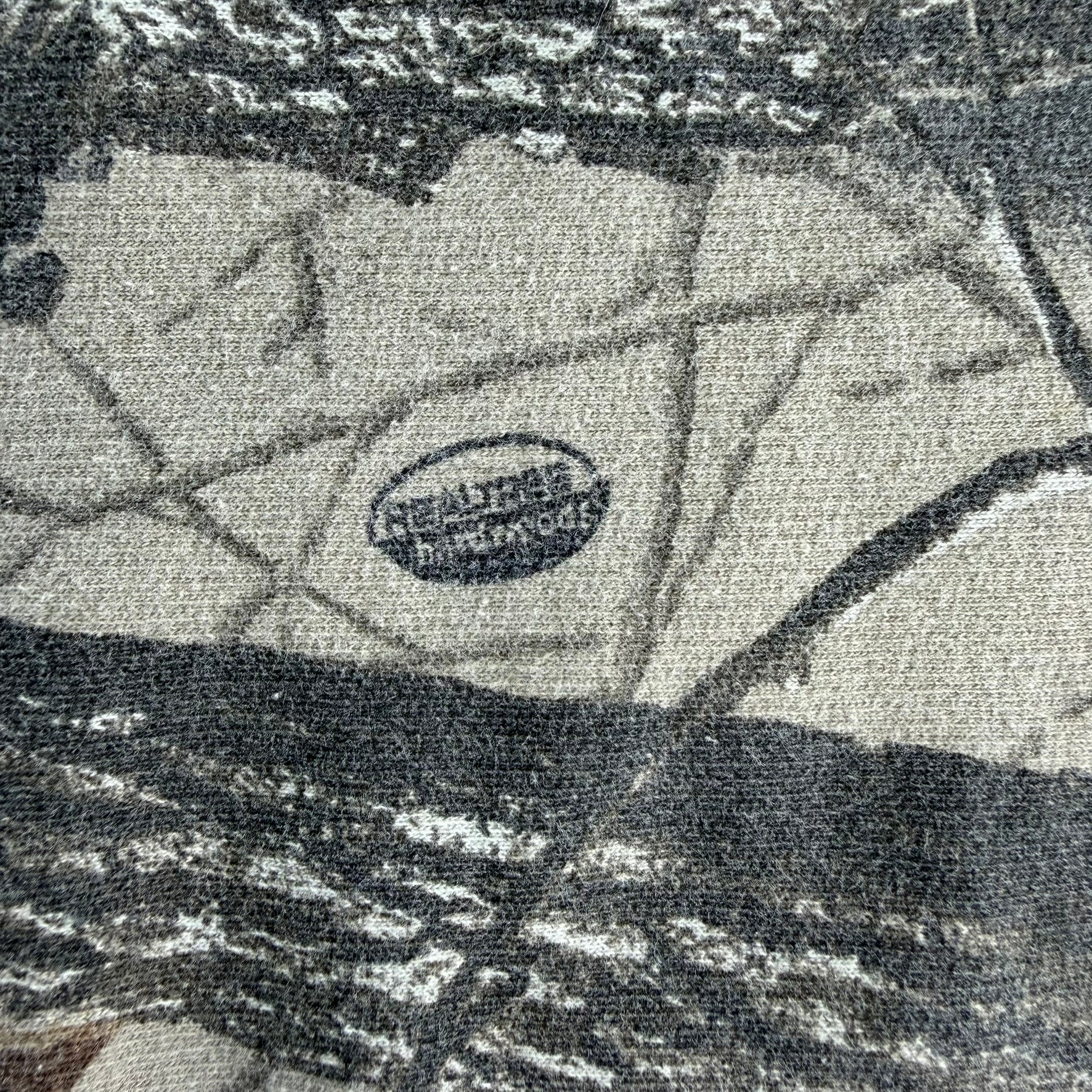 J- Vintage Outfitters Ridge Hardwood Real Tree Camo Crewneck - XL