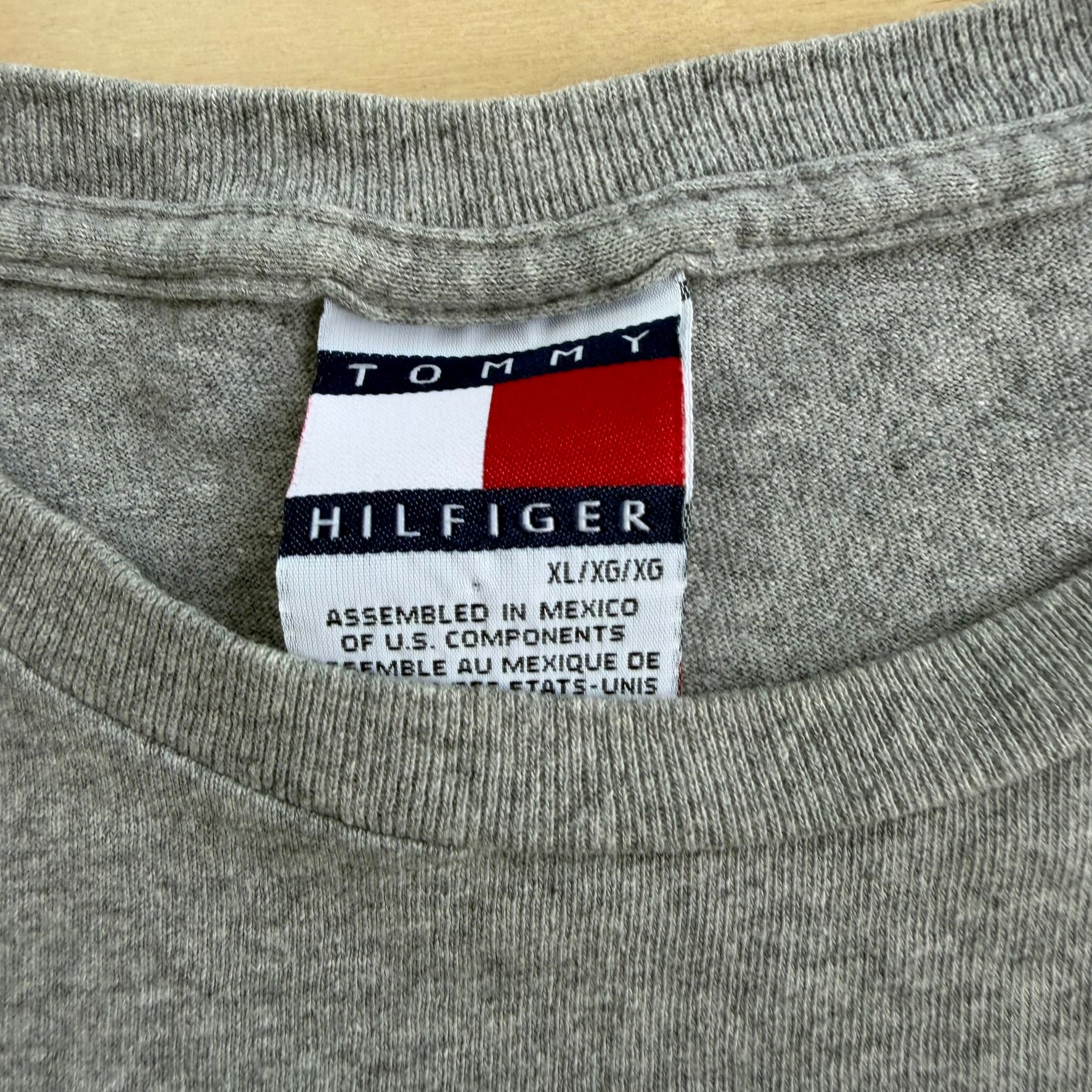 J- Vintage Tommy Hilfiger Car & Surfboard Graphic & Text Long Sleeve Tee - XL