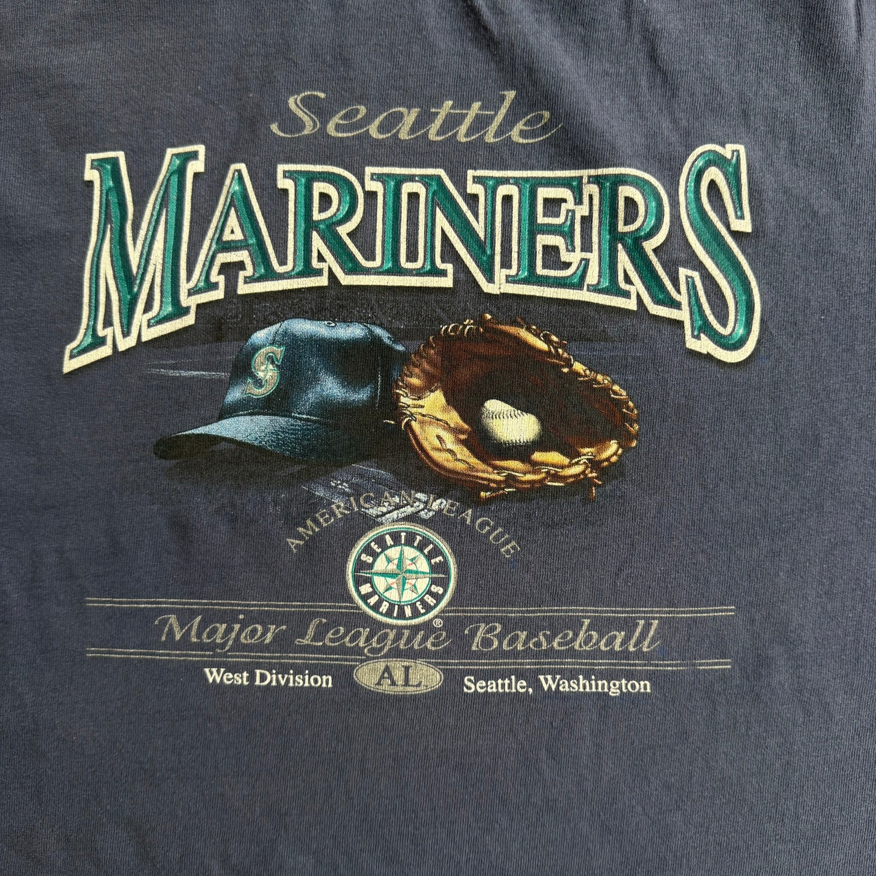 J- Vintage 90s Seattle Mariners MLB CS Glove & Cap Graphic Tee - XL