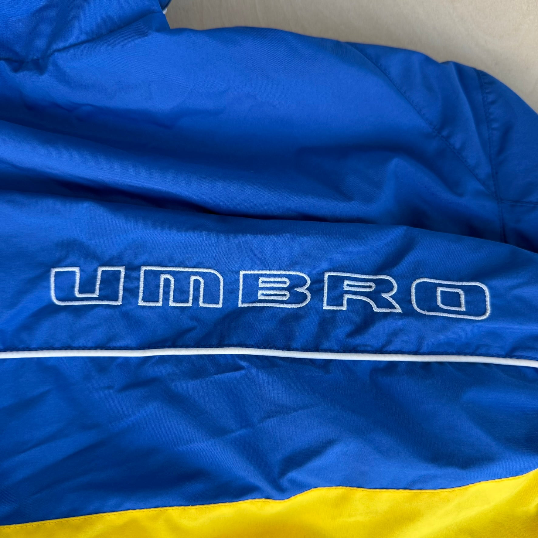 J- Vintage Umbro Yellow/Blue Zip Up Lightweight Jacket  - M
