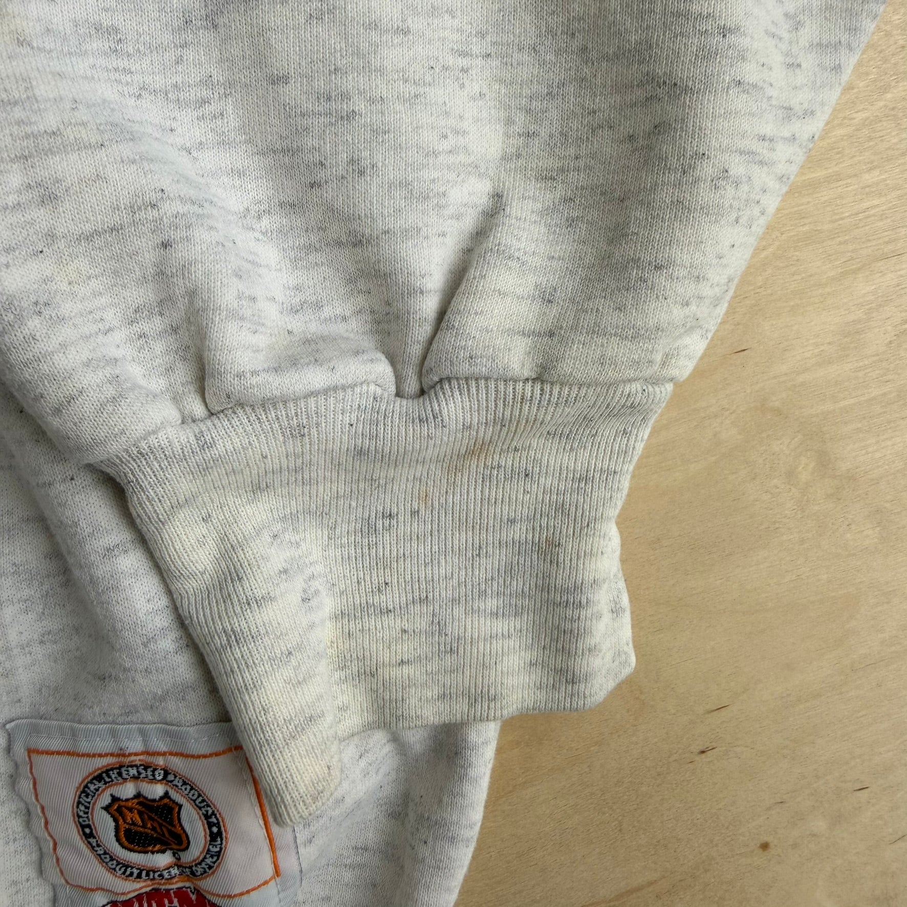 J- Vintage Anaheim Mighty Ducks NHL Nutmeg Graphic Crewneck - XL