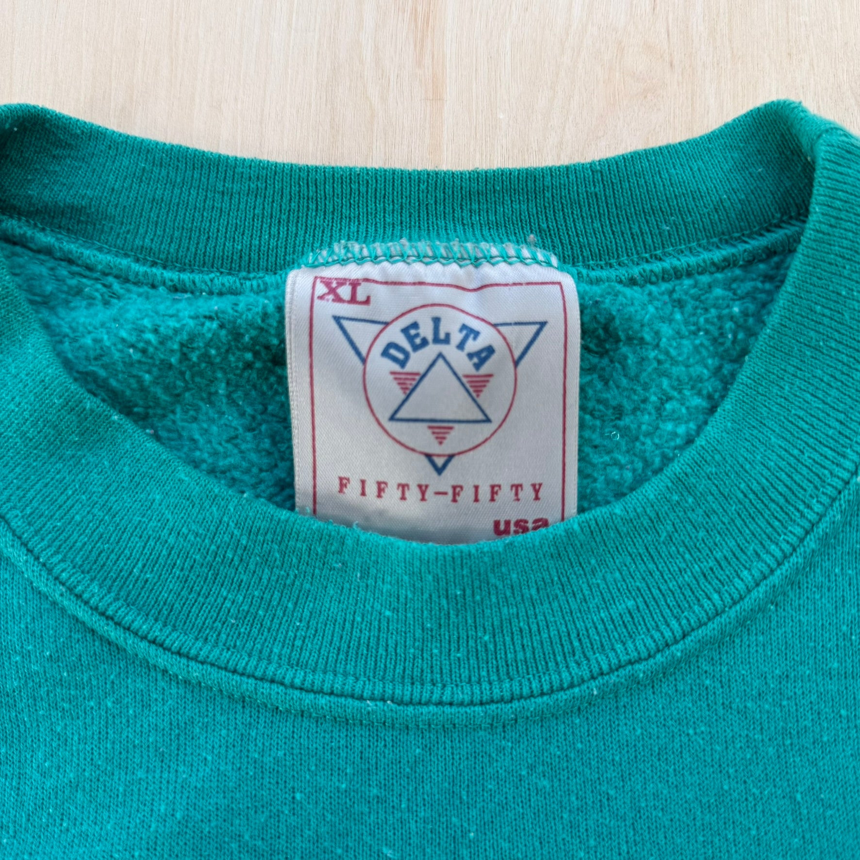 J-  Vintage South Carolina Deer Graphic Made In USA Crewneck - XL