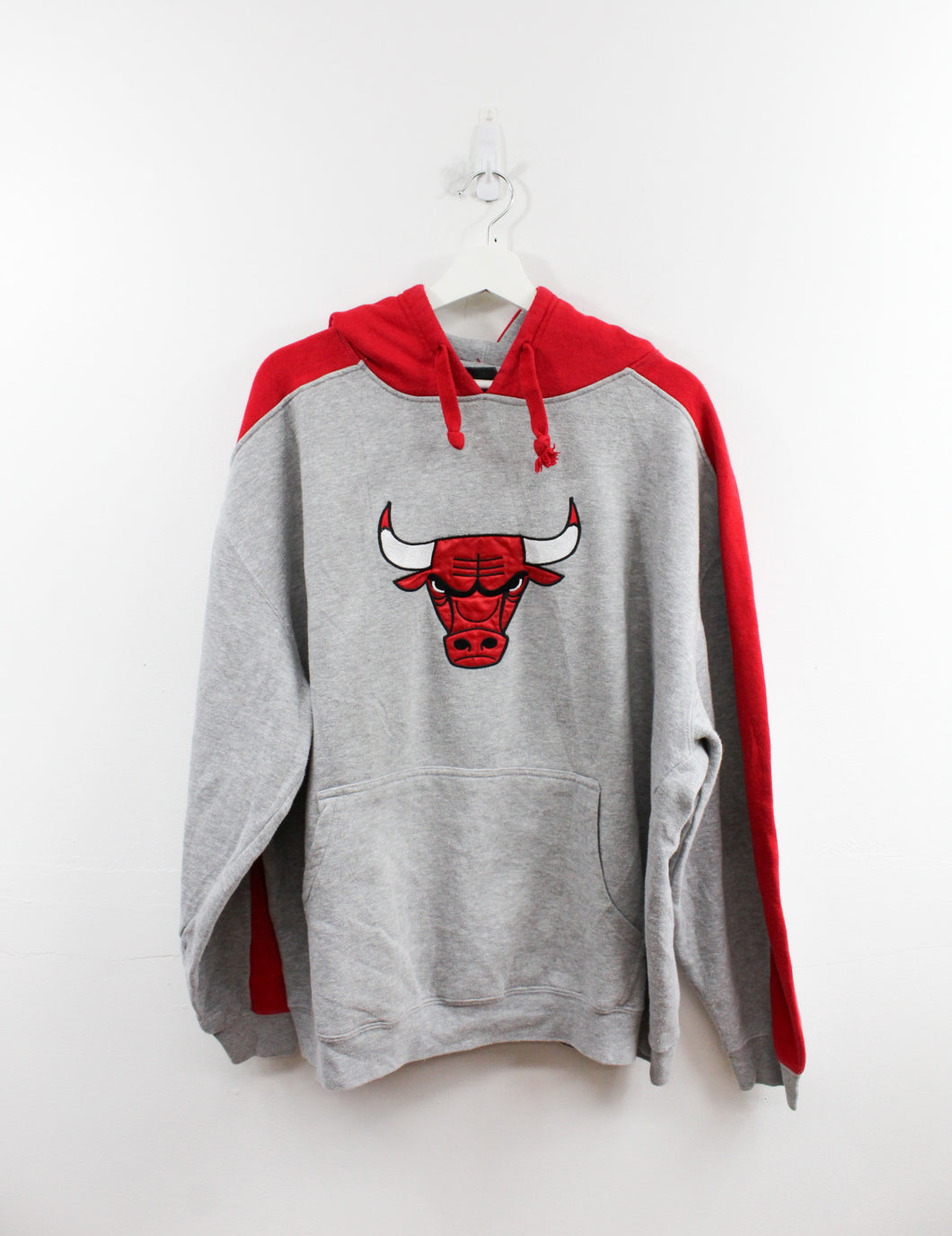 NBA Chicago Bulls Embroidered Logo Hoodie