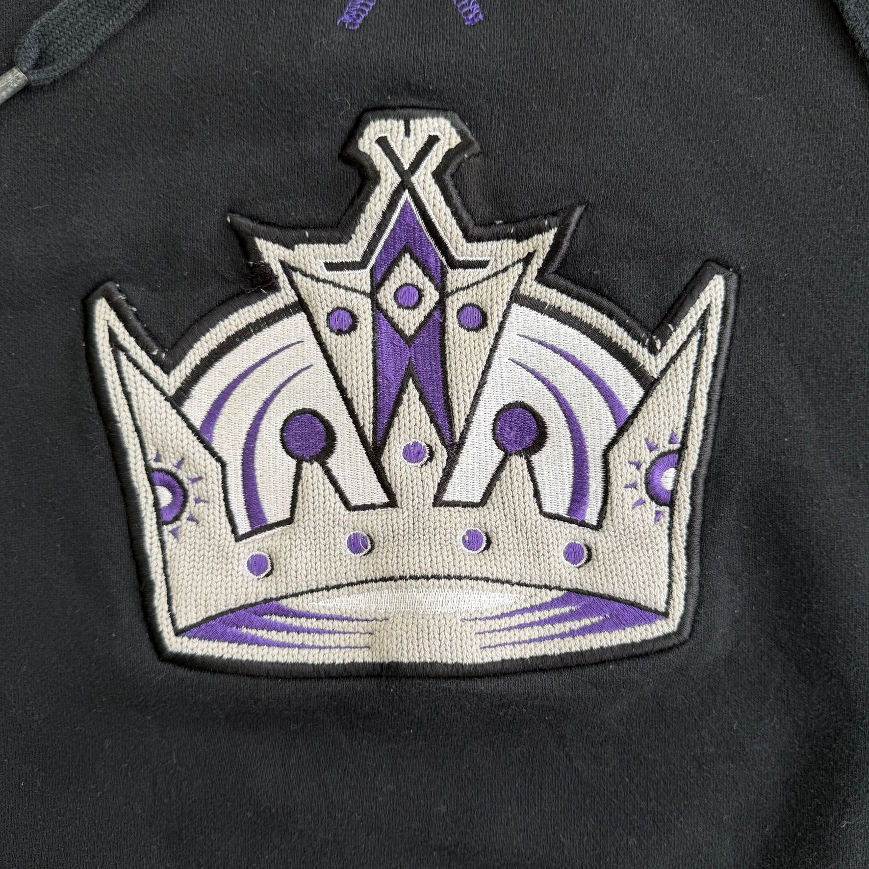 J- Vintage Los Angeles Kings NHL Embroidered Logo Hoodie - XL