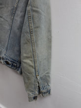 Load image into Gallery viewer, Z- Vintage Levi’s Light Wash Made in USA Trucker Denim Jacket
