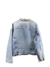 Load image into Gallery viewer, Z- Vintage Levi’s 70598 Trucker Denim Jacket
