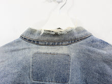 Load image into Gallery viewer, Z- Vintage Levi’s 70598 Trucker Denim Jacket
