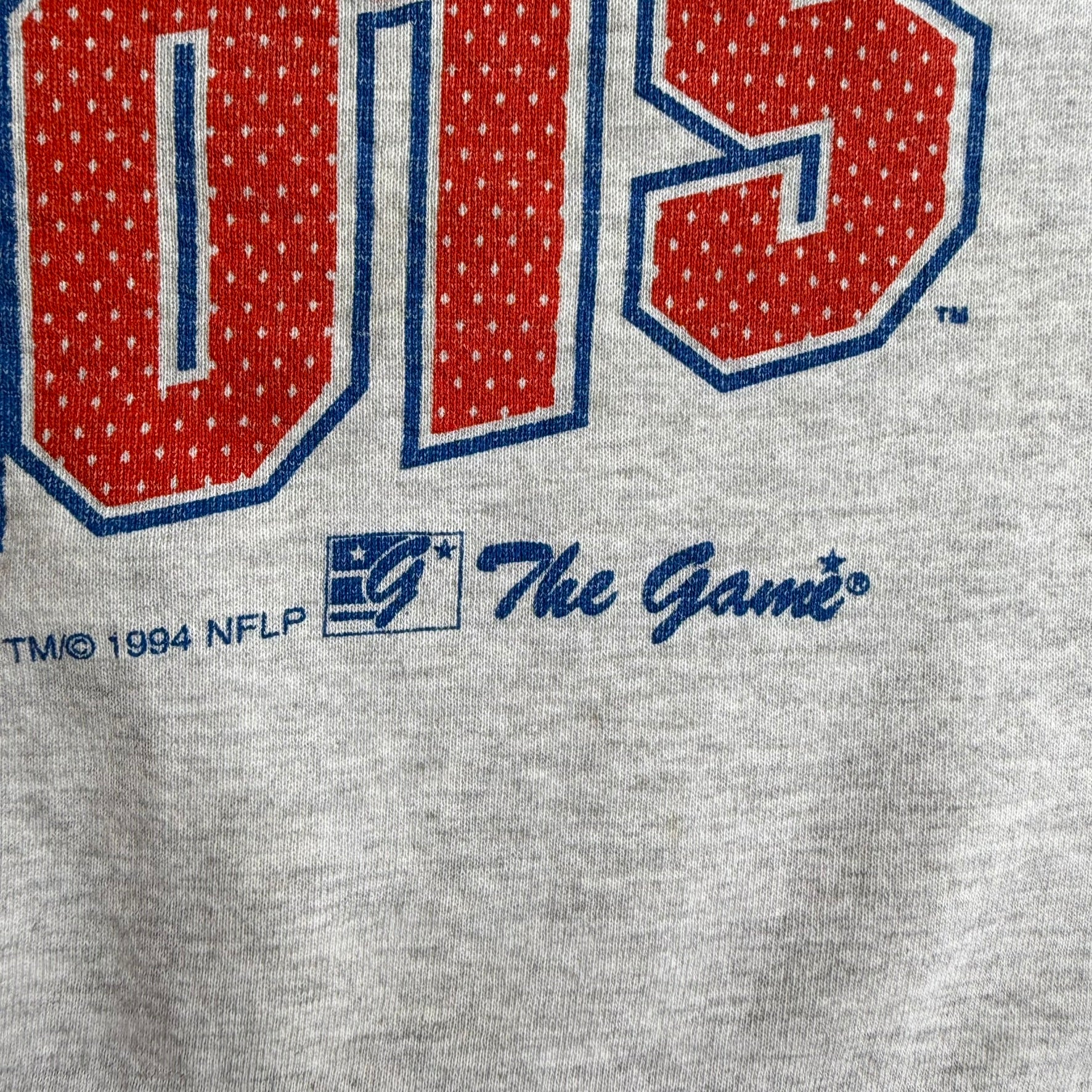 J- Vintage '94 New England Patriots NFL Graphic Made In USA Short Sleeve Crewneck - L