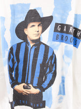 Load image into Gallery viewer, Z- Vintage 1991 Garth Brook In The Wind Picture Tee
