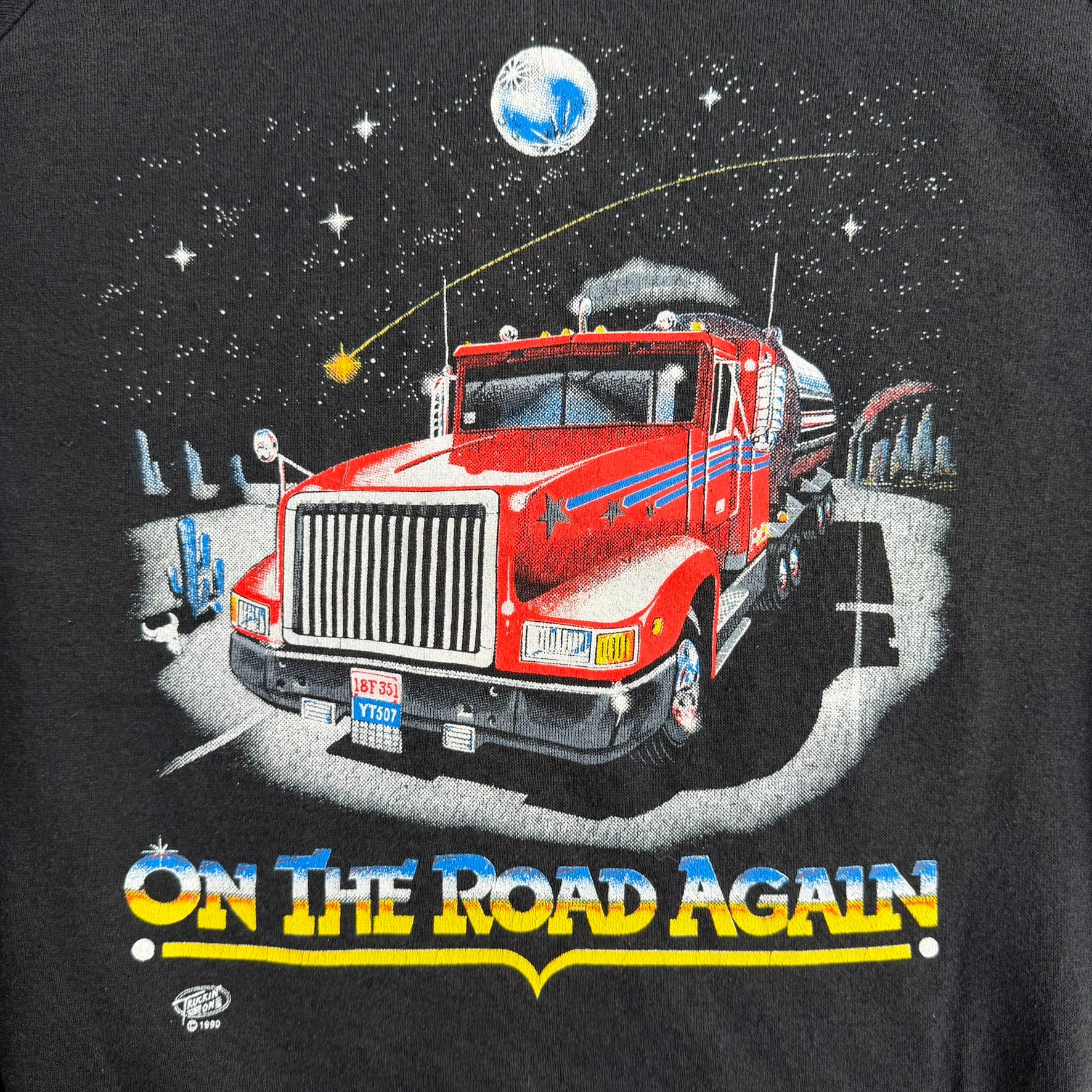 J- Vintage '90 Truckin' On Girard Ohio On The Road Again Graphic & Text Made In USA Crewneck - L