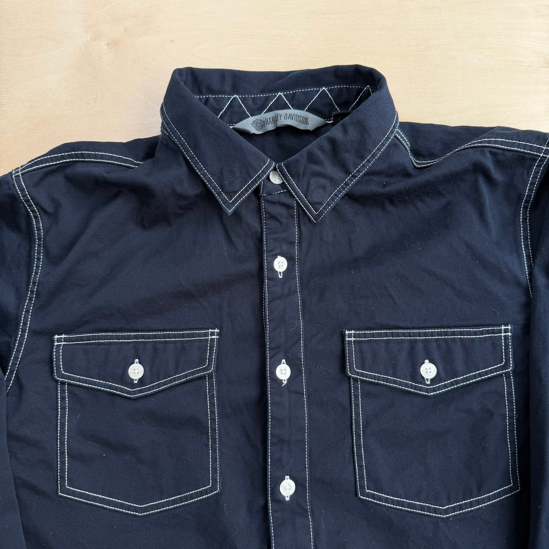 J- Harley Davidson Text Logo Button Down Shirt - L Slim