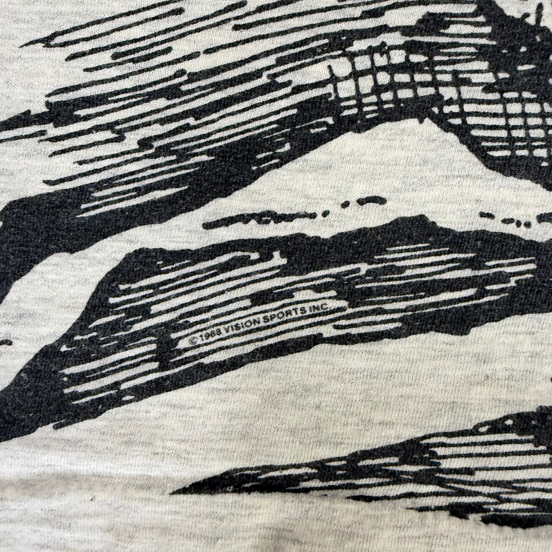 J- Vintage '88 Visions Skeleton Graphic Single Stitch Tee - L