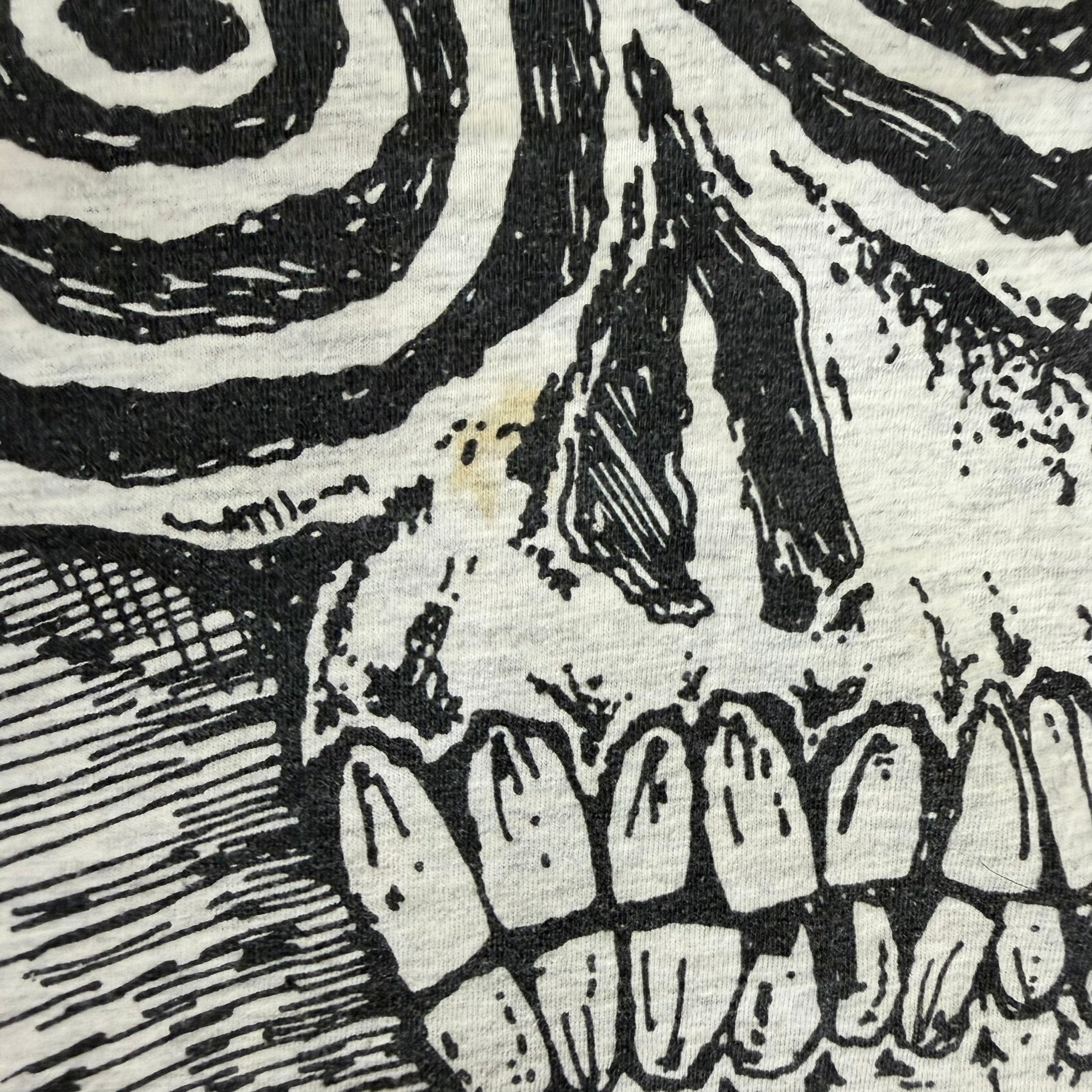 J- Vintage '88 Visions Skeleton Graphic Single Stitch Tee - L