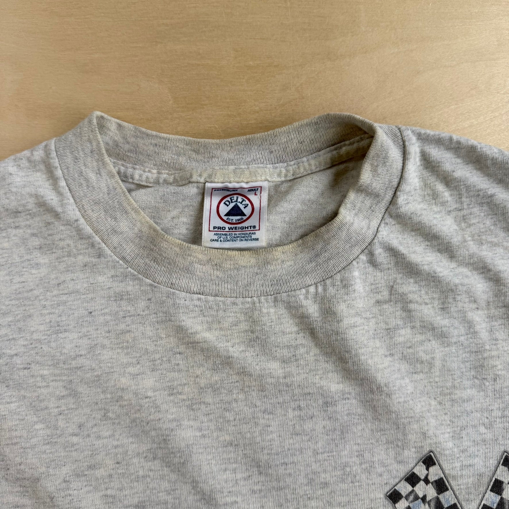Vintage '00 Nascar Race For The Cup 2000 Graphic Tee - L