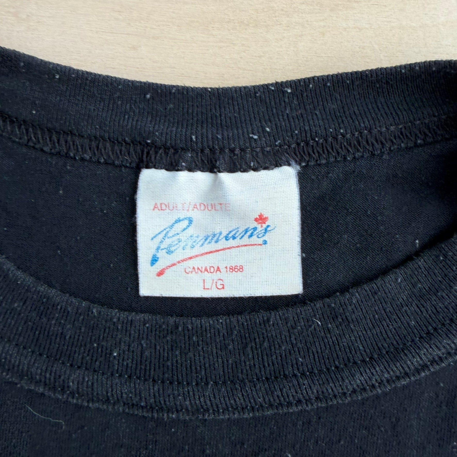 J- Vintage 90s Penmans Wolf & Moon Graphic Single Stitch Tee - L