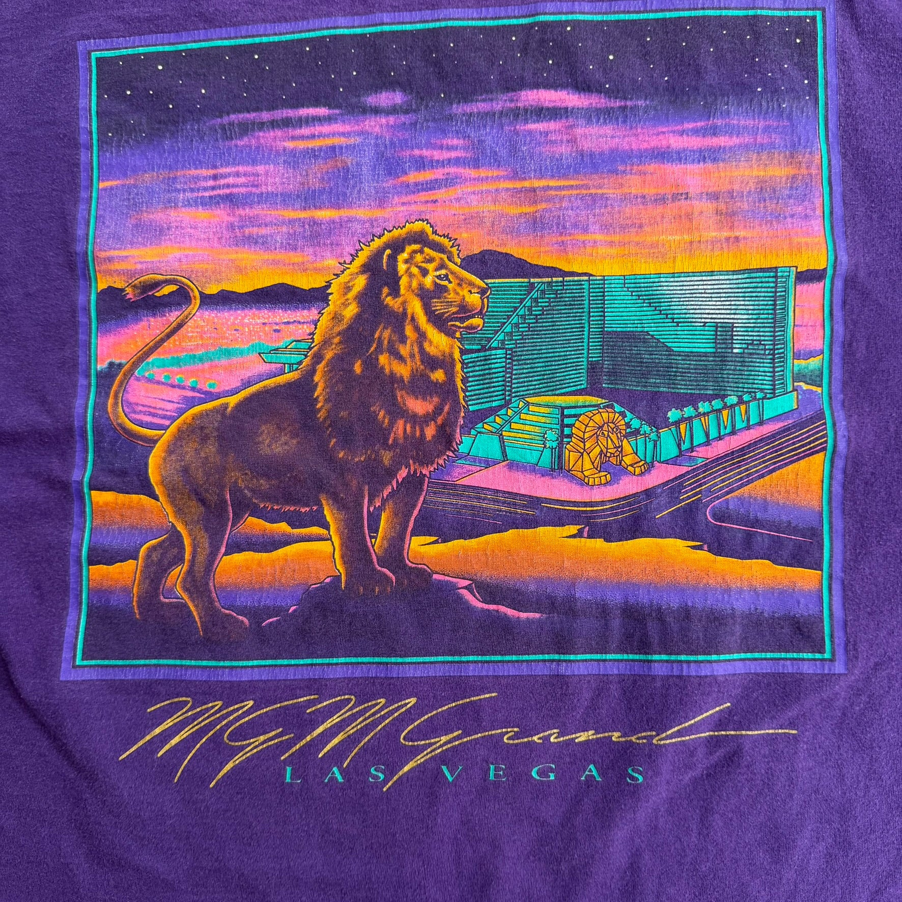 J- Vintage MGM Grand Las Vegas Graphic Made In USA Tee - L