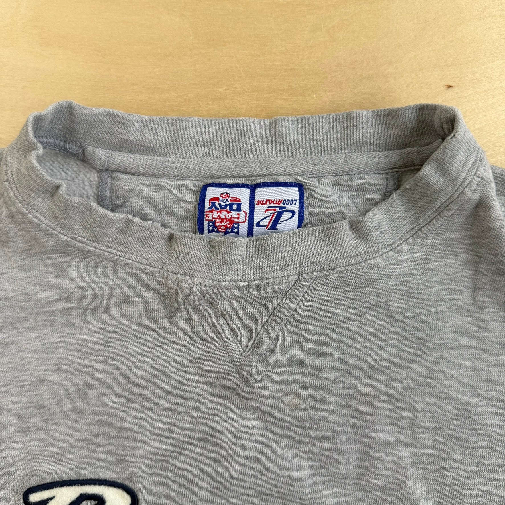 Vintage Denver Broncos NFL Logo Athletic Embroidered Text Crewneck - L