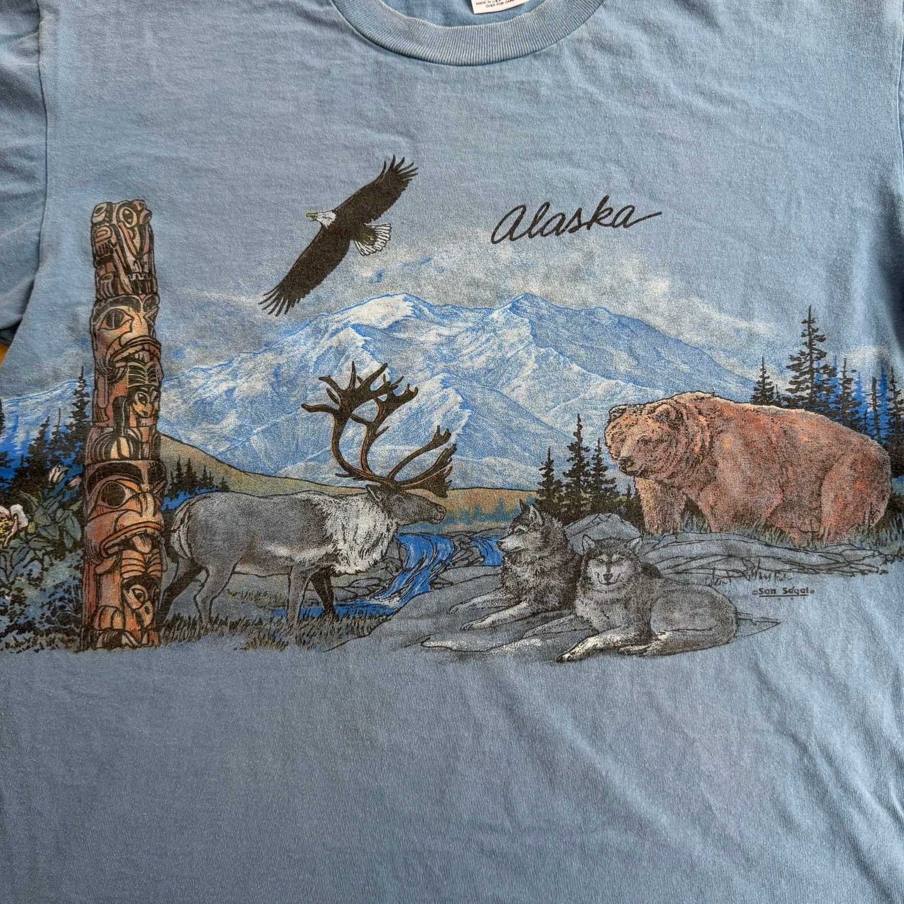 J- Vintage '91 Red Anvil Alaska Animals & Mountains Graphic Made In USA Single Stitch Tee - L