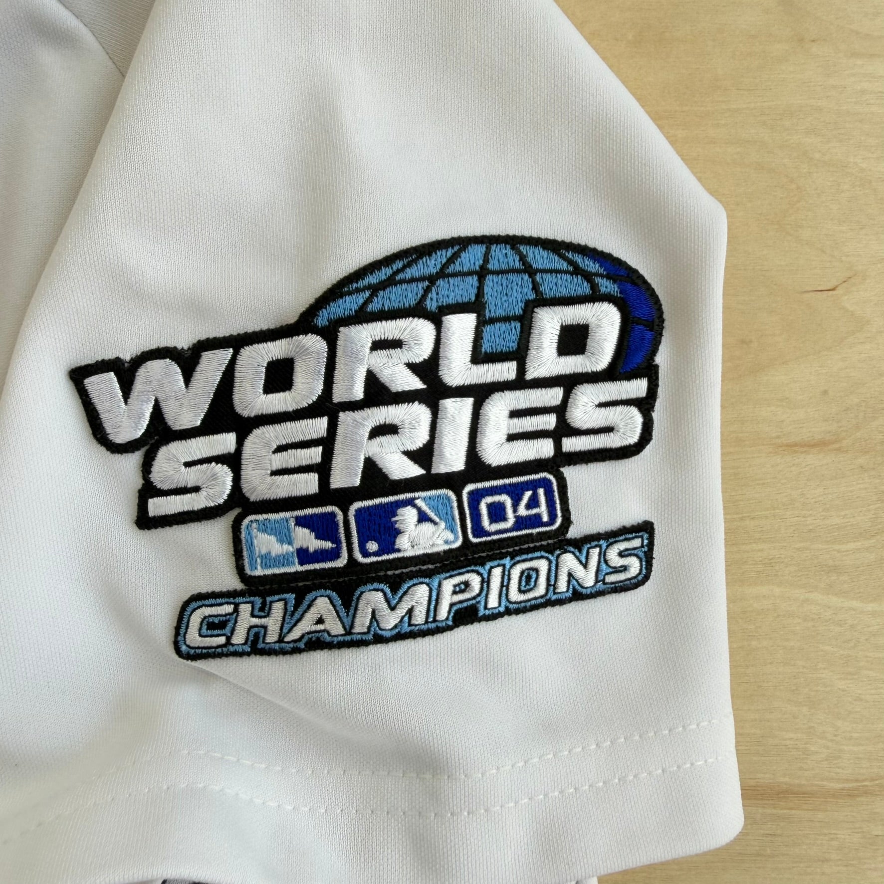 J- Vintage '04 Boston Red Sox David Ortiz 34 MLB World Series Baseball Jersey - S