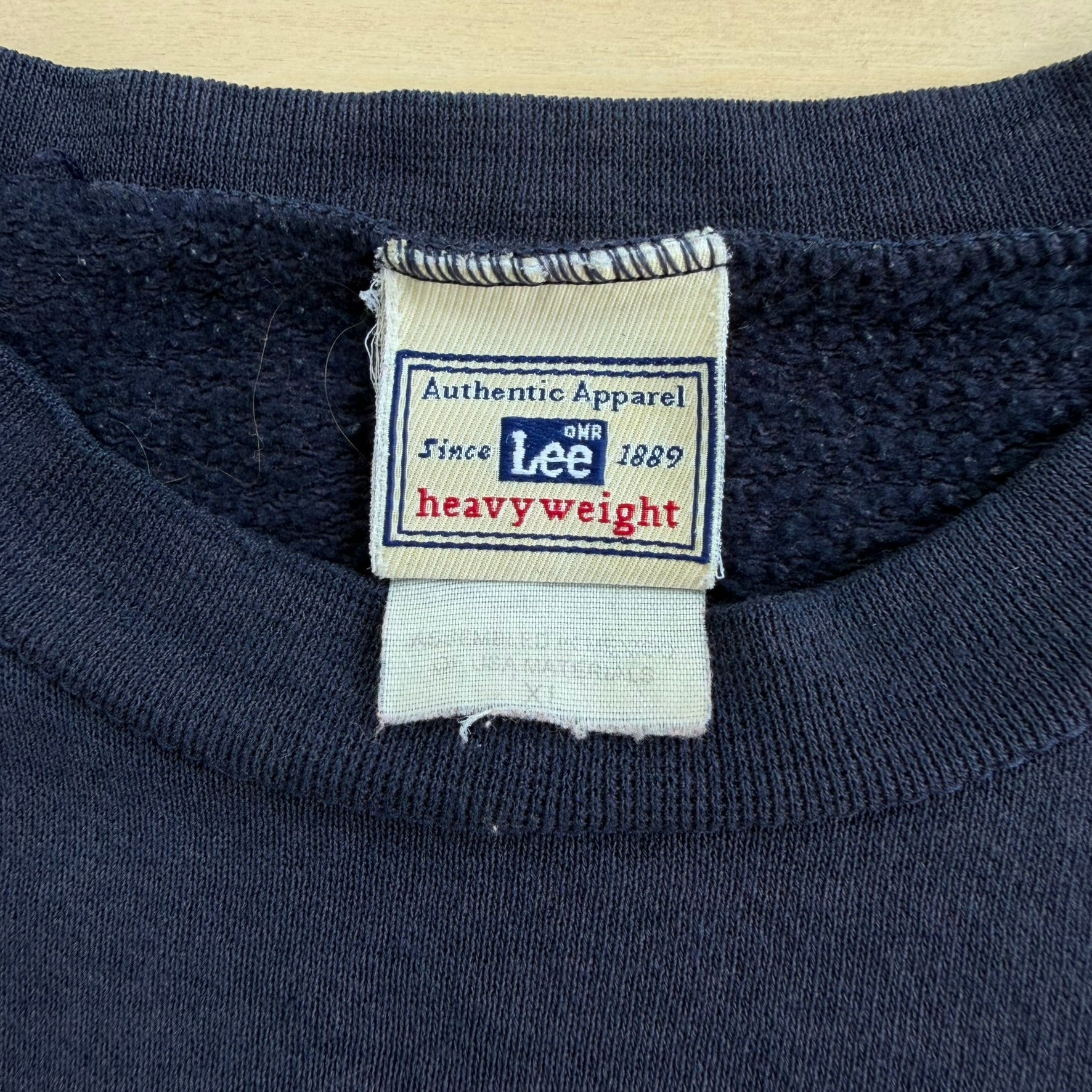 J- Vintage '01 New England Patriots NFL AFC Champions Embroidered Graphic Lee Crewneck - XL