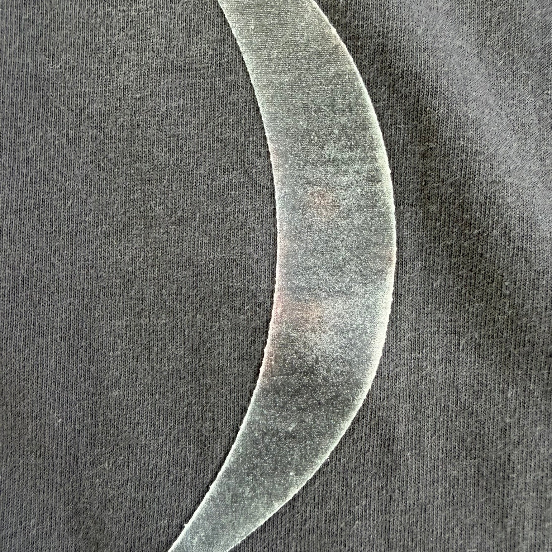 J- Vintage Perfect Circle Logo & Text Made In USA Tee - L