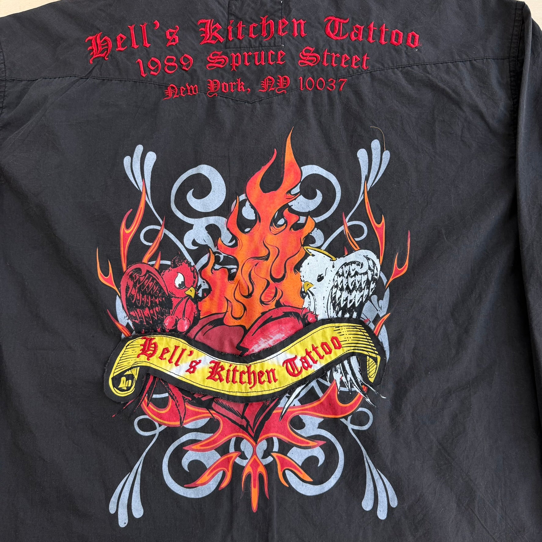 Vintage D-Lux Hells Kitchen Tattoo Embroidered Text & Graphic Button Down Shirt - 3XL