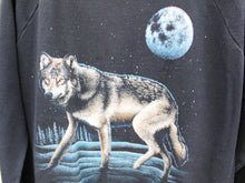 Load image into Gallery viewer, Z - Vintage Wolf &amp; Moon Crewneck
