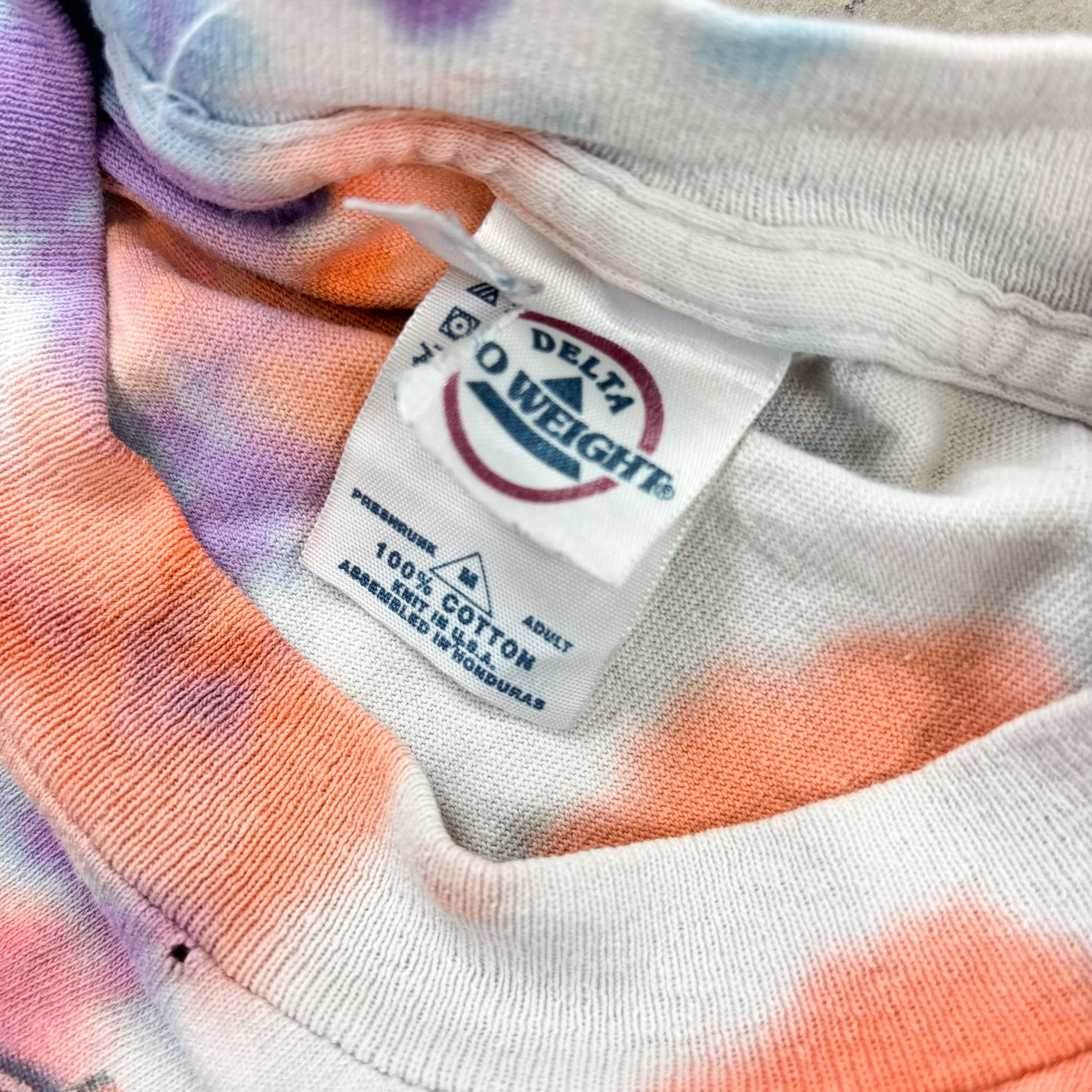 F- Vintage '05 Kenny Chesney Somewhere In The Sun Tour Tie Dye Tee