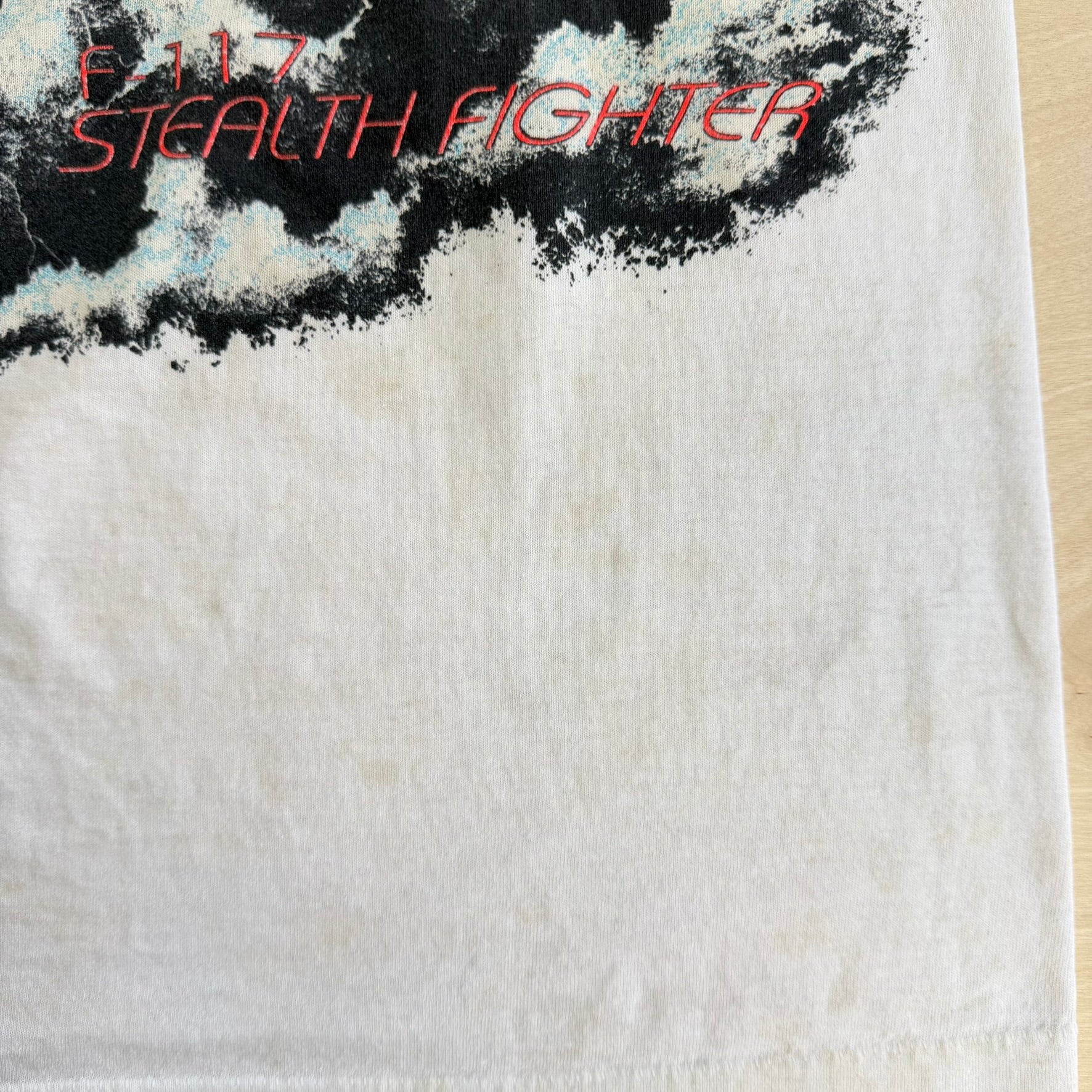 J- Vintage 90s F0117 Stealth Fighter Jet Graphic Made In USA Single Stitch Tee - M
