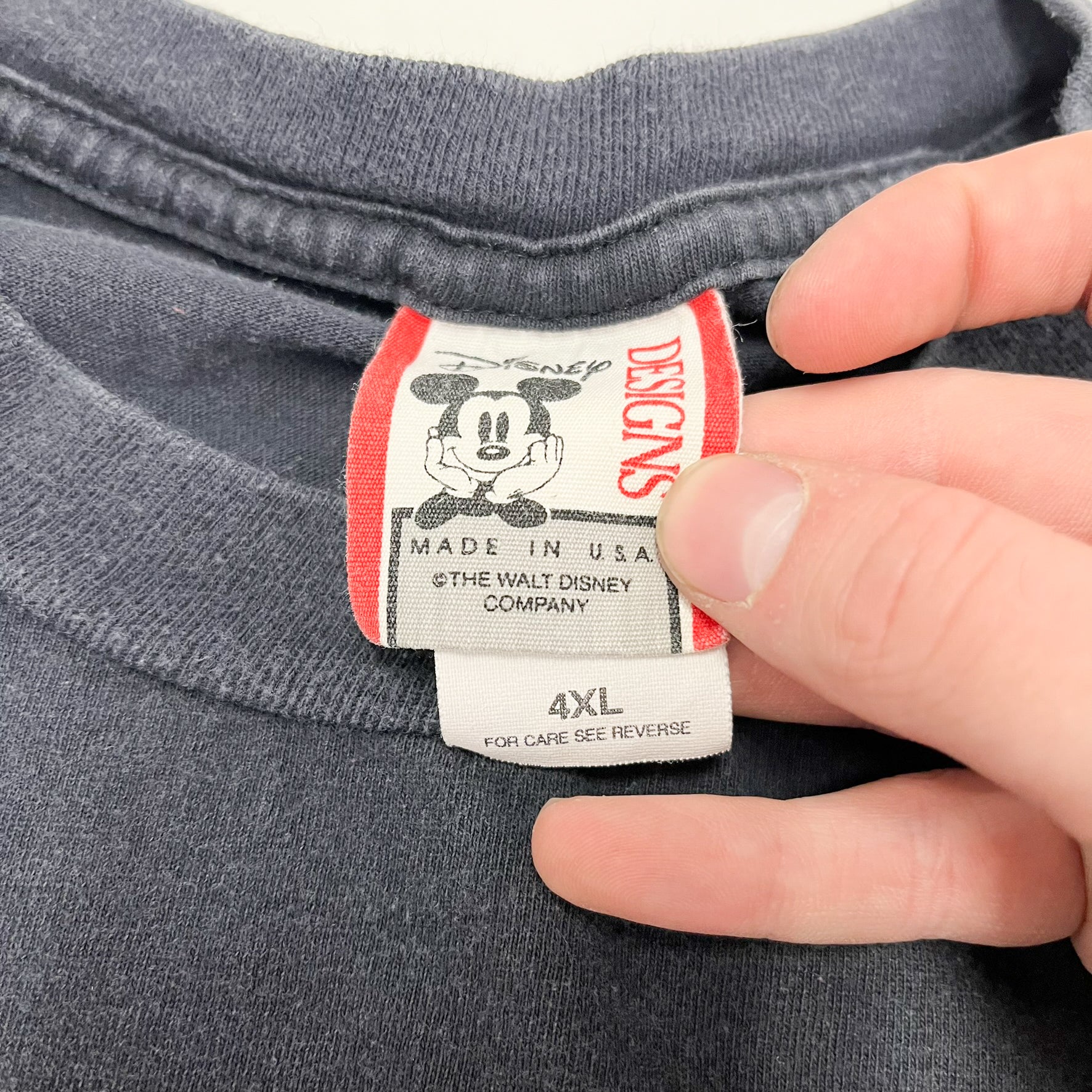 F- Vintage Disney Minnie Mouse Text & Graphic Tee