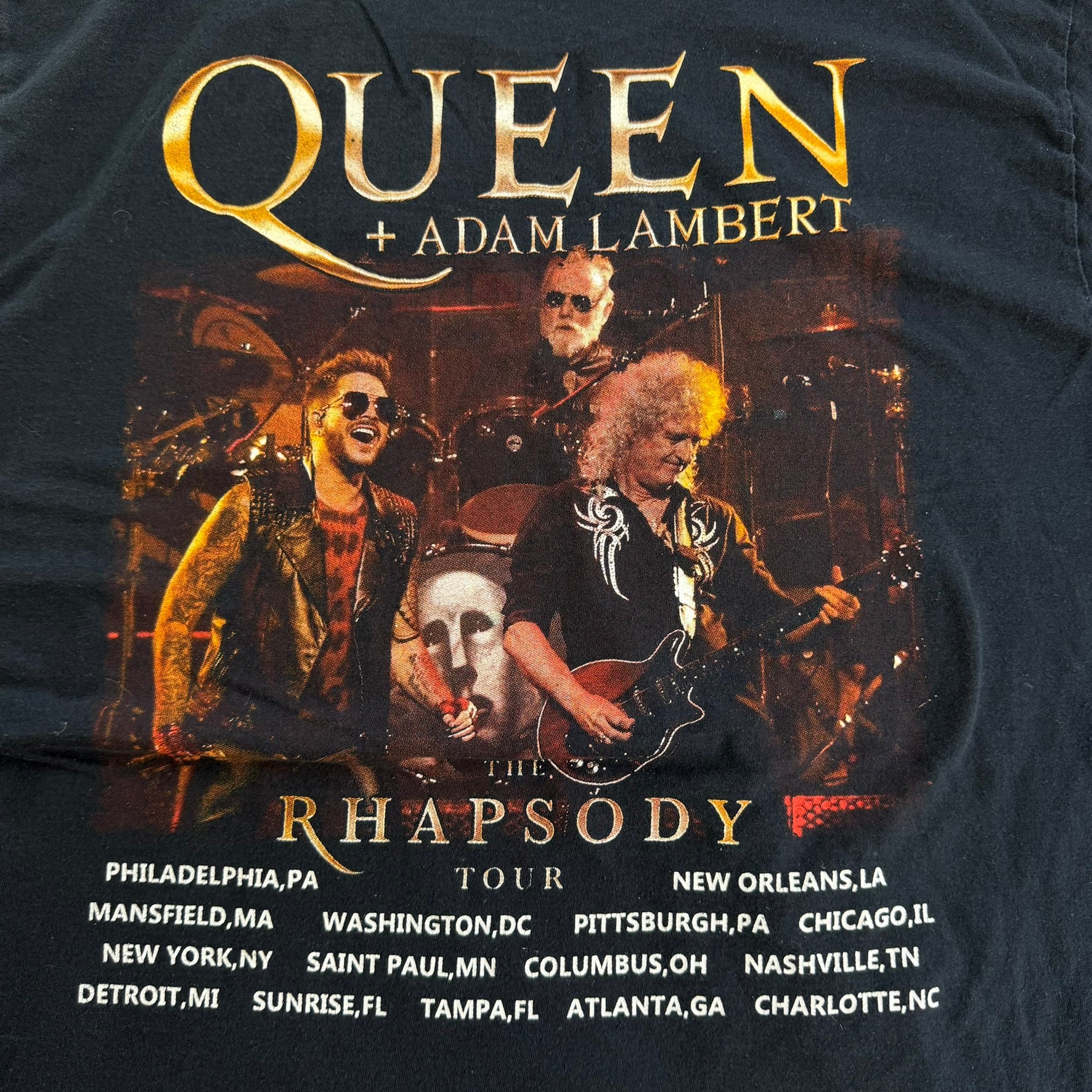 J- '19 Queen & Adam Lambert The Rhapsody Tour Graphic Picture Tee - XL