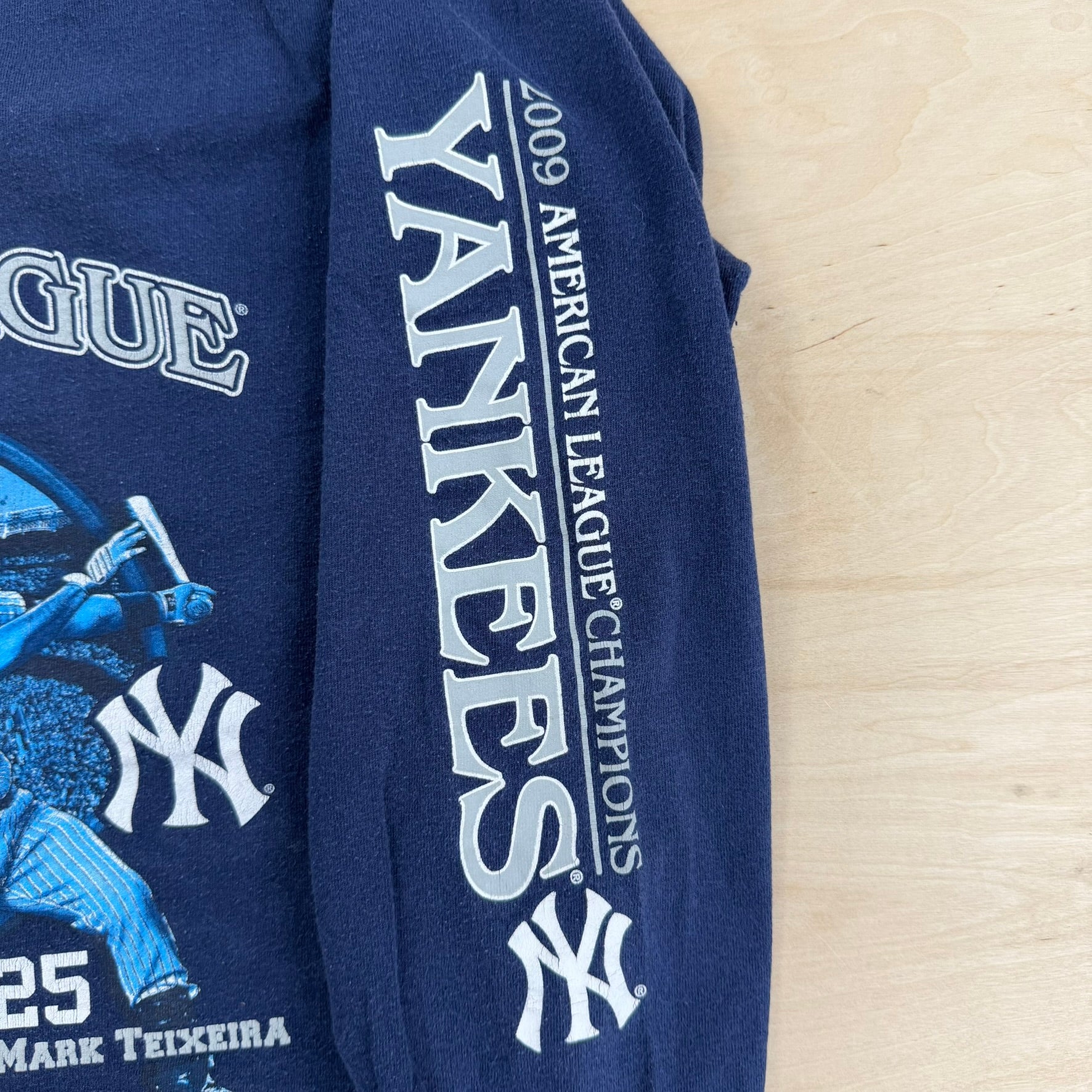 J- Vintage '09 New York Yankees MLB American League Champions Long Sleeve Tee - M