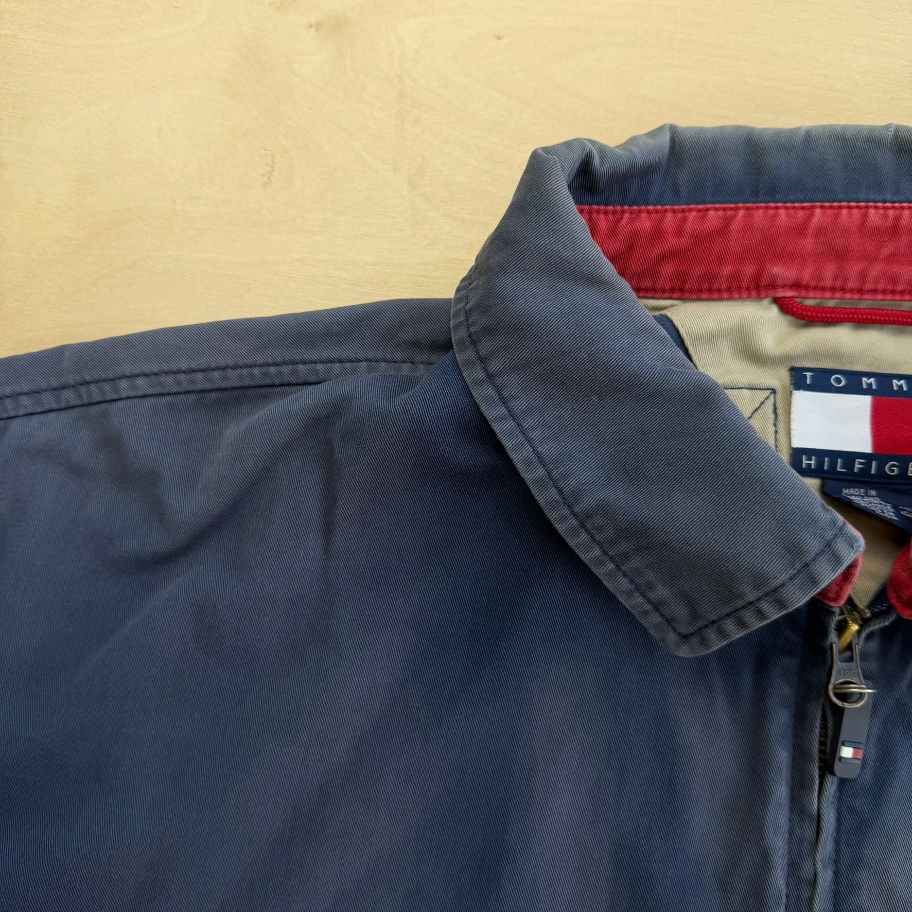 J- Vintage 90s Tommy Hilfiger Embroidered Logo Zip Up Lightweight Jacket - XL