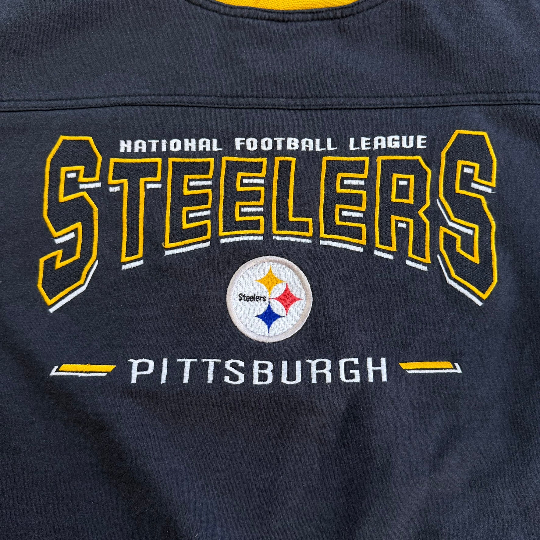 J- Vintage Pittsburgh Steelers NFL Lee Embroidered Logo Crewneck - XL