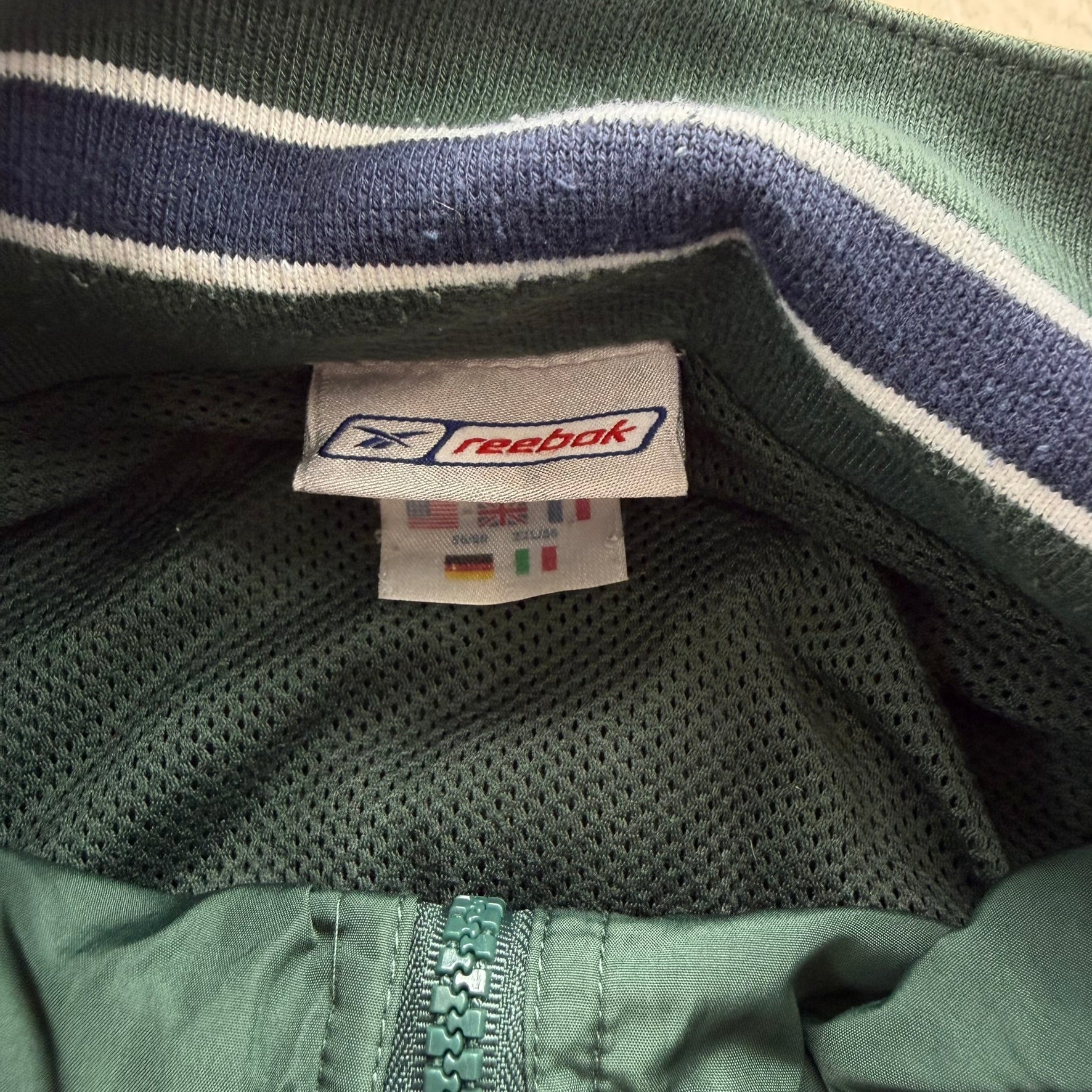 J- Vintage Reebok Embroidered Text Zip Up Lightweight Jacket - 2XL