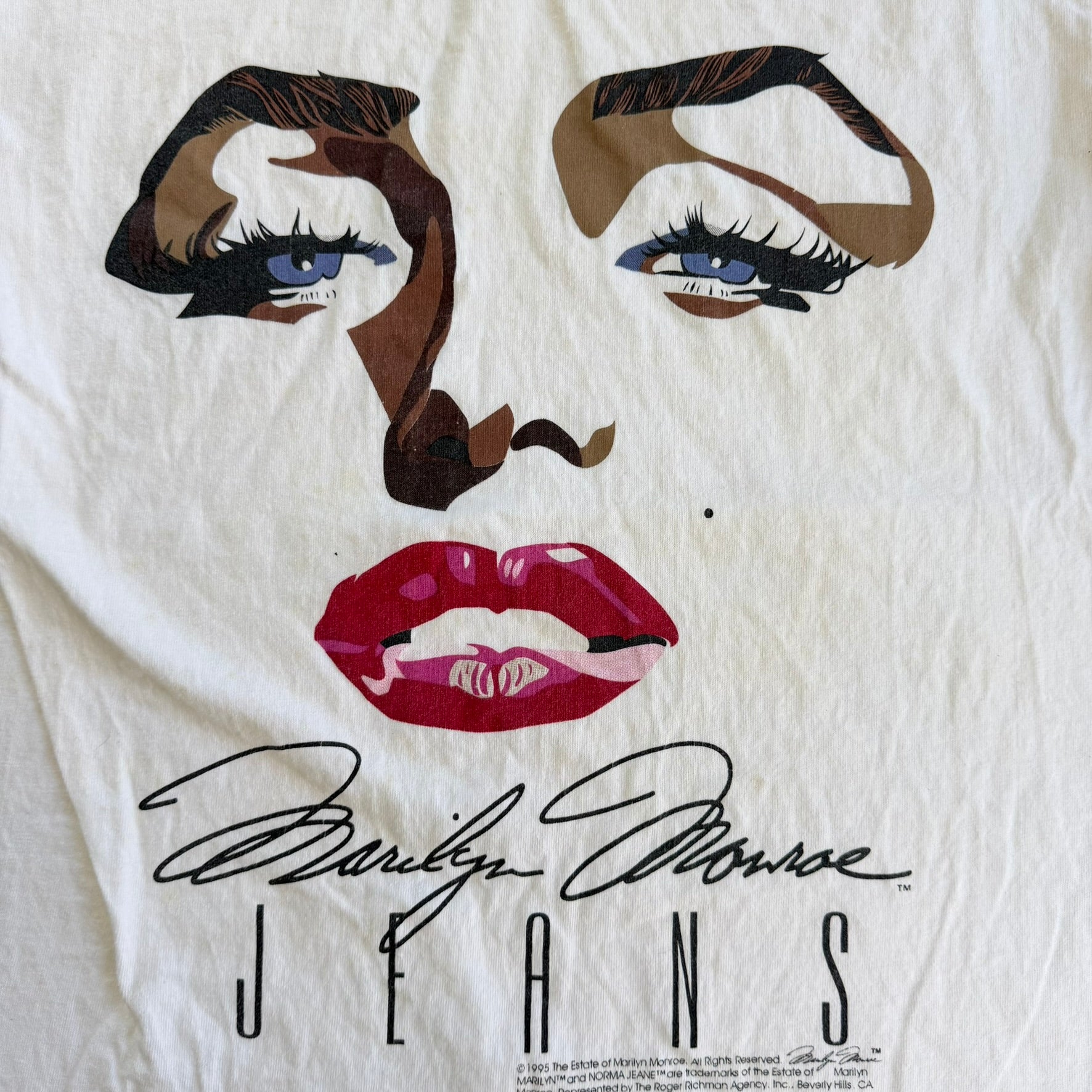 J- Vintage '95 Marylin Monroe Text & Graphic Single Stitch Tee - L