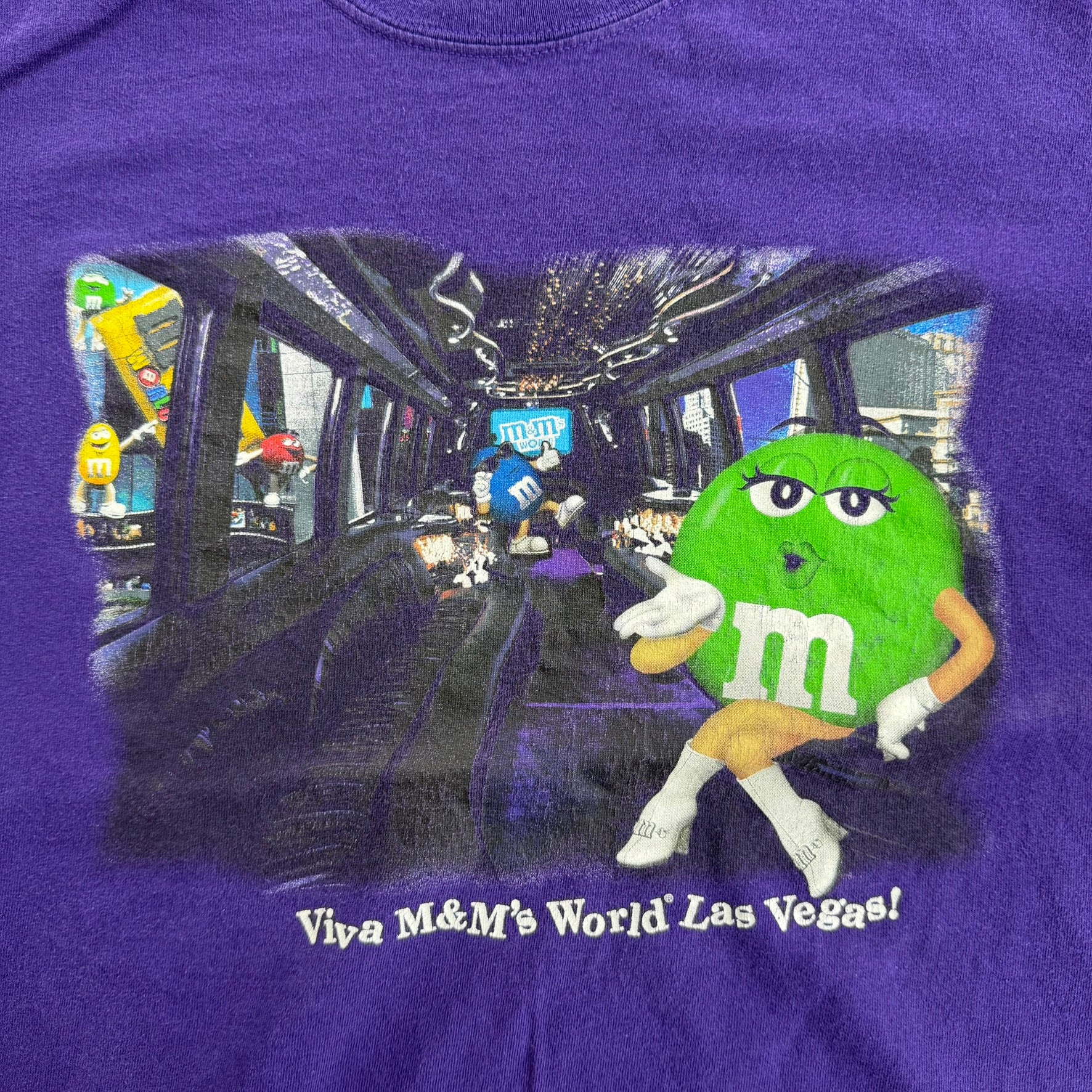 J- Vintage M&M World Las Vegas Graphic Tee - L